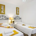 231 Parque Santiago 2 Bedroom 2 Bathroom, Wifi * Playa de las Americas (Tenerife)